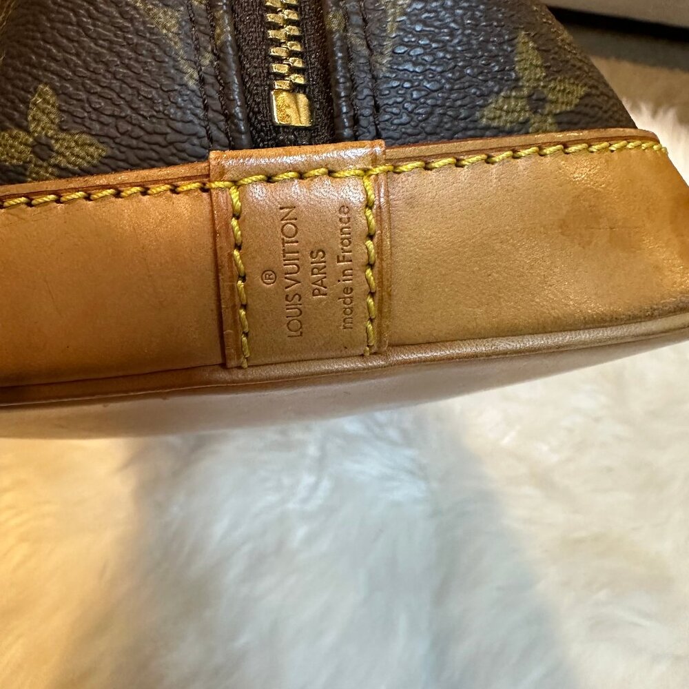 ❌SOLD❌ Authentic Louis Vuitton Monogram Alma PM Satchel - Picture 12 of 16